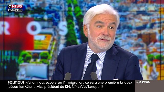 image de la news “Je suis triste”, Pascal Praud (L’heure des pros) annonce le départ d’une chroniqueuse emblématique