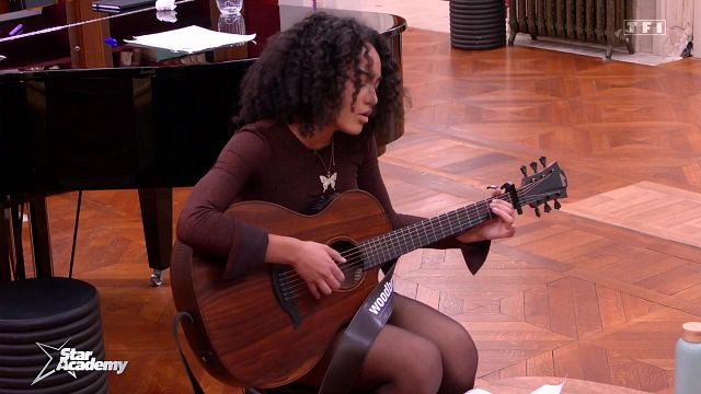 image de la news Star Academy : la très jolie chanson de Candice bouleverse les autres élèves
