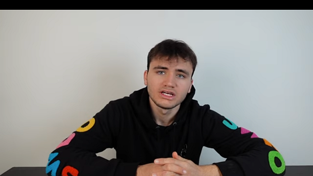 image de la news "Mes parents sont au fond du trou" : le youtubeur Néo réagit à la lourde condamnation de ses parents pour escroquerie