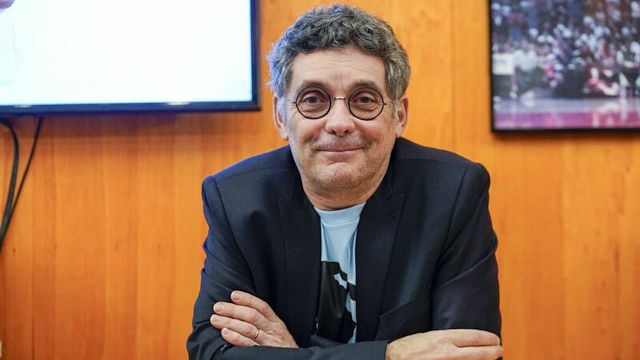 image de la news “Je viens d’apprendre que l’aventure s’arrête”, Thierry Moreau (Touche pas à mon poste) évincé de C Médiatique ?