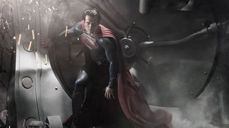 image de la news Une formidable (fausse) scène d'ouverture pour "Man of Steel"