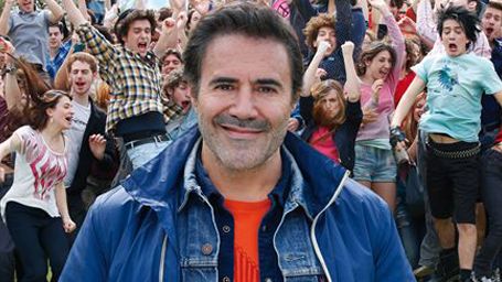 image de la news José Garcia vous présente ses 533 enfants dans la bande-annonce définitive de "Fonzy"