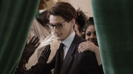 image de la news Pierre Niney en "Yves Saint Laurent" : de nouvelles photos exclusives ! 