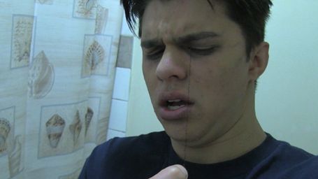 image de la news Qu'est-ce qui se cache sous cette trappe ? Nouvel extrait de "Paranormal Activity: The Marked Ones"