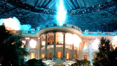 image de la news Independence Day 2 : une affiche spectaculaire et l'intrigue du film révélée