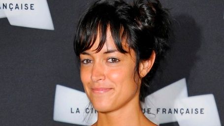 image de la news Qui est Vimala Pons, l'héroïne de la comédie Je suis à vous tout de suite de Baya Kasmi ?