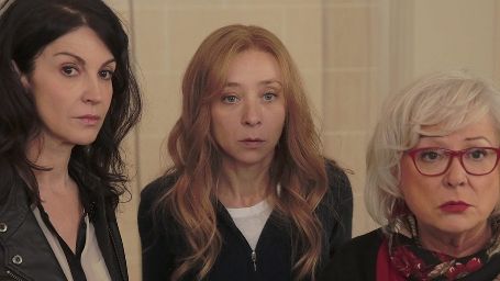 image de la news Bande-annonce Arrête ton cinéma : Sylvie Testud tyrannisée par les déjantées Josiane Balasko et Zabou Breitman 
