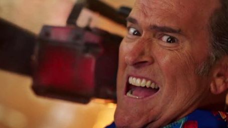 image de la news Ash vs Evil Dead : la bande-annonce censurée au Comic-Con 2016 !