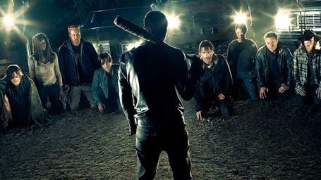 image de la news The Walking Dead : Negan change d'arme sur la photo de la saison 7