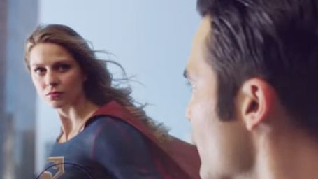 image de la news Supergirl prend son envol avec Superman dans la bande-annonce de la saison 2