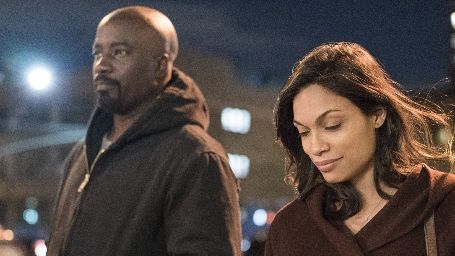image de la news Rosario Dawson, l'icône geek qui s'assume