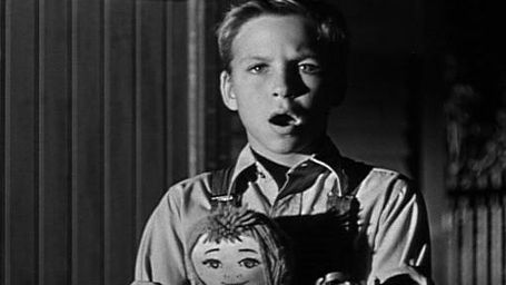 image de la news Mort de Billy Chapin, le gamin traqué par Robert Mitchum dans La Nuit du chasseur