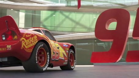 image de la news Bande-annonce Cars 3 : Flash McQueen en a encore dans le moteur