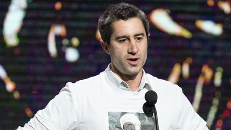 Merci Patron : François Ruffin remet son César aux employés de Whirlpool