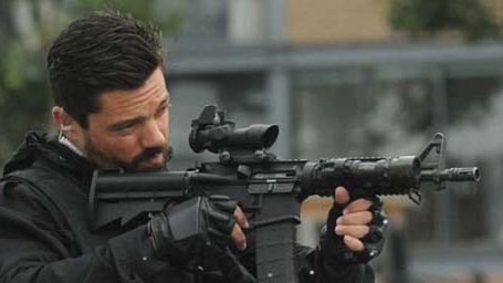 image de la news Bande-annonce Stratton : Dominic Cooper déjoue une attaque terroriste pour le réalisateur d'Expendables 2