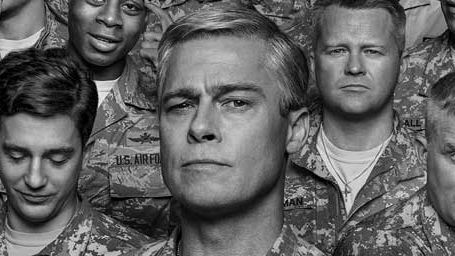image de la news Brad Pitt prêt à gagner la guerre dans la nouvelle bande-annonce de War Machine
