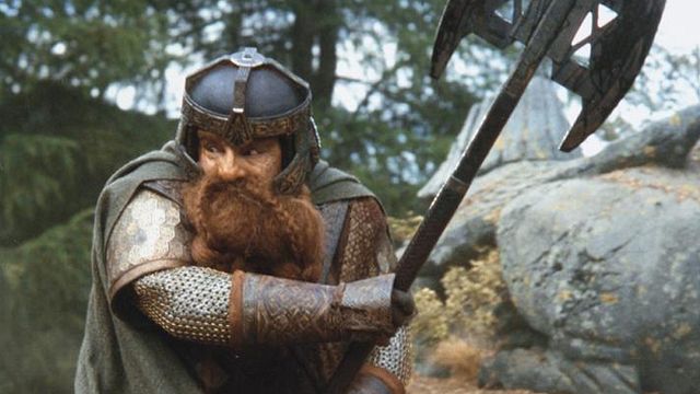 image de la news John Rhys-Davies, le Gimli du Seigneur des Anneaux, tacle la série en préparation