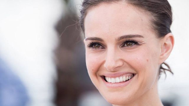 image de la news Natalie Portman va réaliser un film dans lequel elle jouera des jumelles 