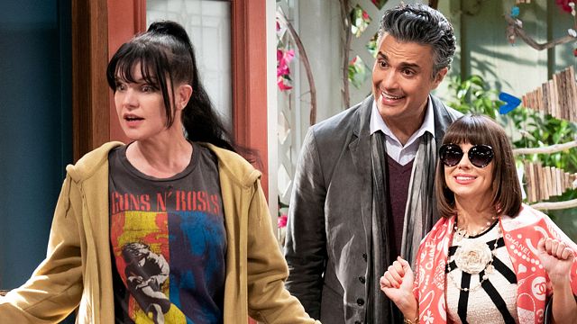 image de la news Après NCIS, Pauley Perrette (Abby) bientôt de retour avec la série Broke [BANDE-ANNONCE]