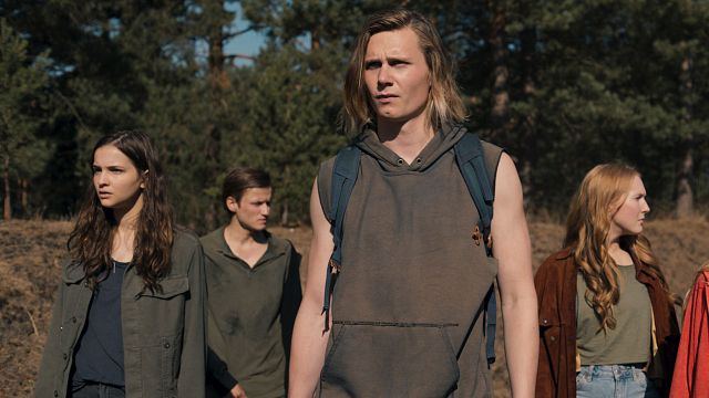 image de la news Dark saison 2 vu par son créateur : "Lost faisait partie de nos références, pas Stranger Things" 