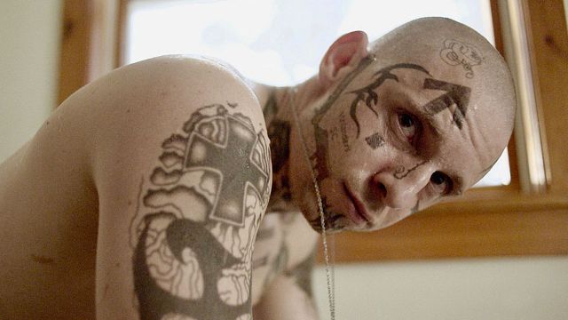 image de la news Bande-annonce Skin : Jamie Bell néo-nazi tatoué dans une histoire vraie glaçante