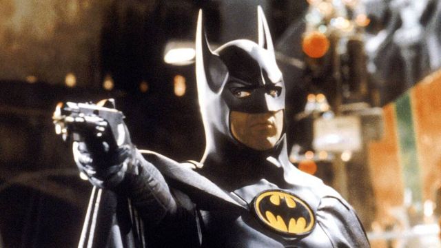 image de la news Arrow : le Batman de Tim Burton intégré au cross-over
