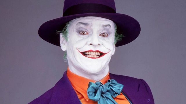 image de la news Batwoman : la série DC Comics connectée au Batman de Tim Burton ?