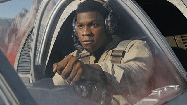 Star Wars 8 : Les Derniers Jedi jugé "douteux" par John Boyega (Finn)