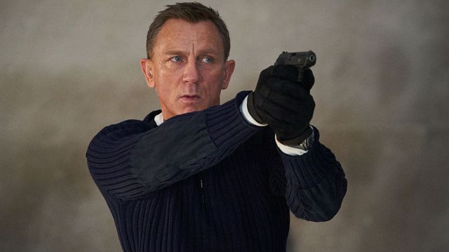 image de la news Nouvelle bande-annonce Mourir peut attendre : James Bond défie les lois de la gravité