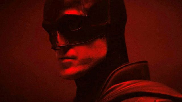 image de la news The Batman : Matt Reeves dévoile le logo rouge sang du film