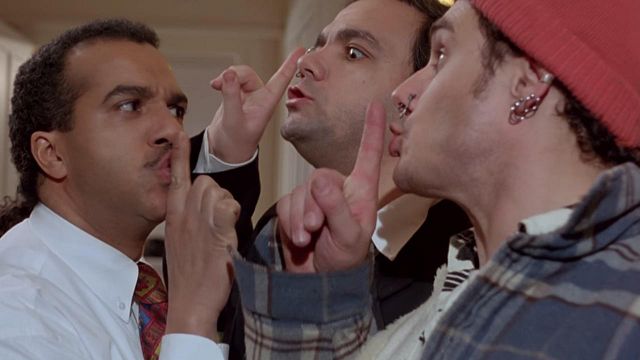 image de la news Les trois frères sur TFX : quel enfant star a failli jouer le petit Michaël ?