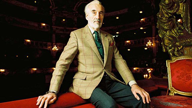 image de la news Quand Christopher Lee était témoin de la dernière exécution publique en France...