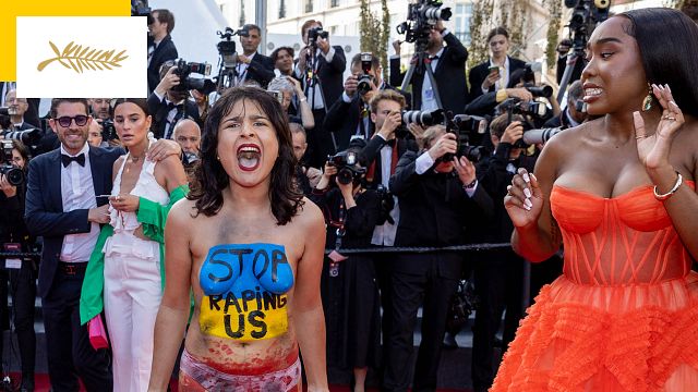 image de la news Cannes 2022 : "Arrêtez de nous violer", une manifestante crie sa colère contre la guerre en Ukraine sur les marches