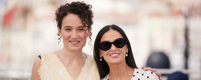 Coralie Fargeat et Demi Moore à Cannes