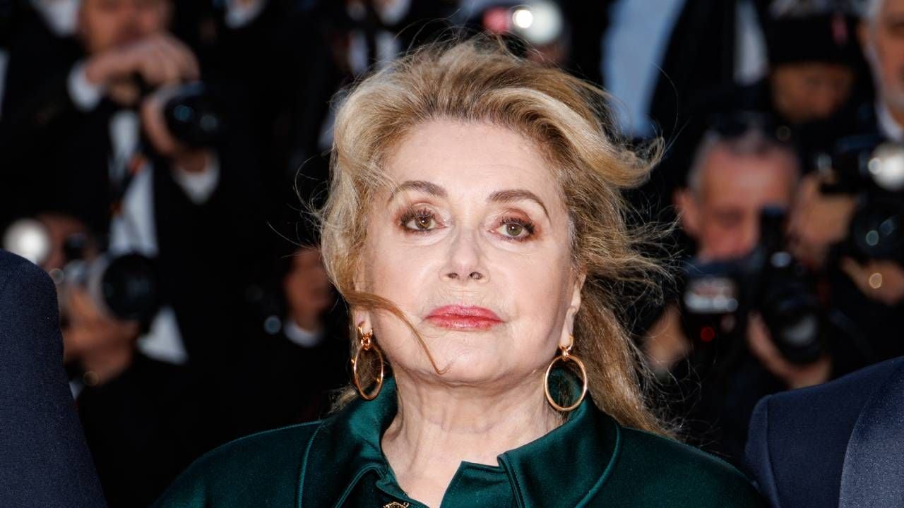 "Ce film est juste excellent !" : noté 4,1 sur 5, c'est le meilleur film de Catherine Deneuve... et une comédie méconnue !