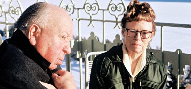 La vraie Alma Reville en compagnie de son époux