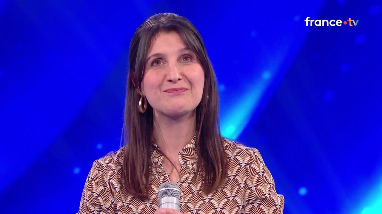 N'oubliez pas les paroles : qui est Lucie, la nouvelle Maestro qui a éliminé  Quentin ? - TV ACTU by AlloCiné