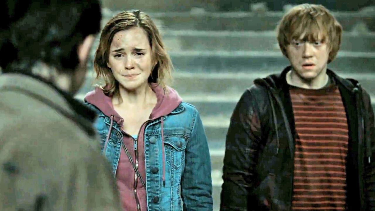 Emma et Ron face à Harry