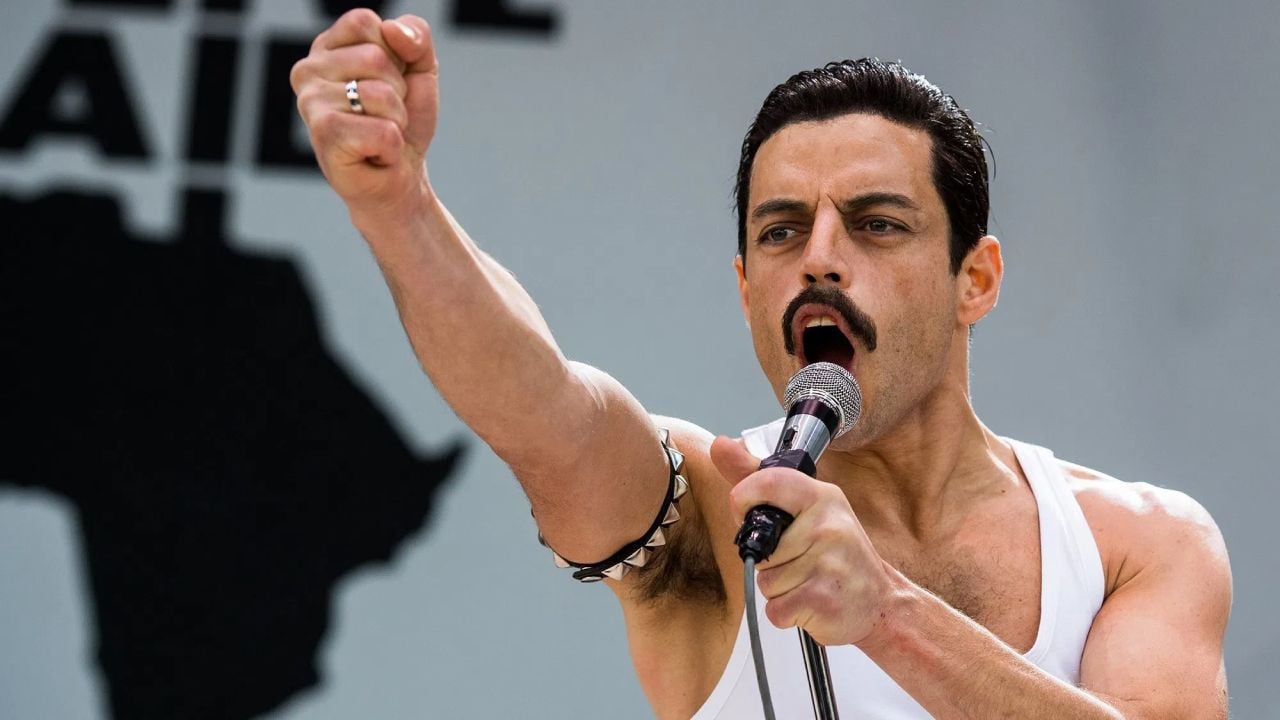 Bohemian Rhapsody Cardboard Seven years later, Ram Malek will make a new music movie