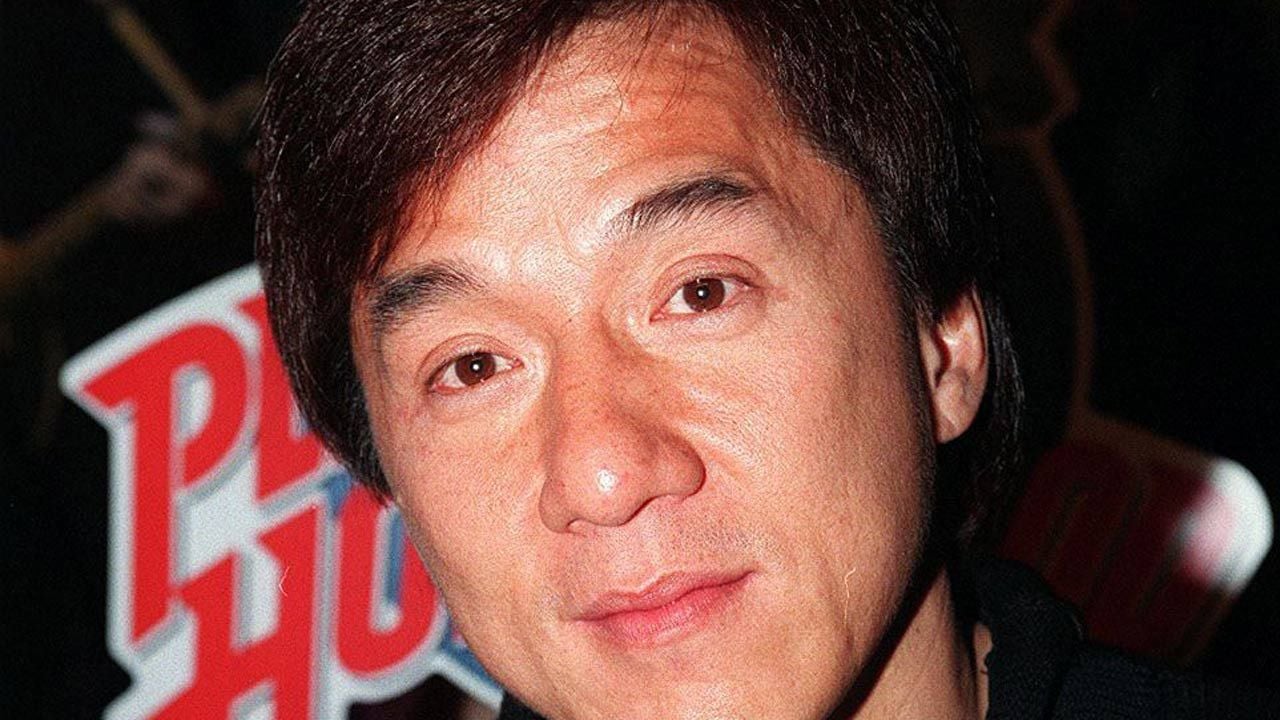 "Un désastre de plus dans ma carrière internationale !" : Jackie Chan se montre très dur avec ce film d'action qui a tout de même été l'un de ses plus gros succès dans le monde