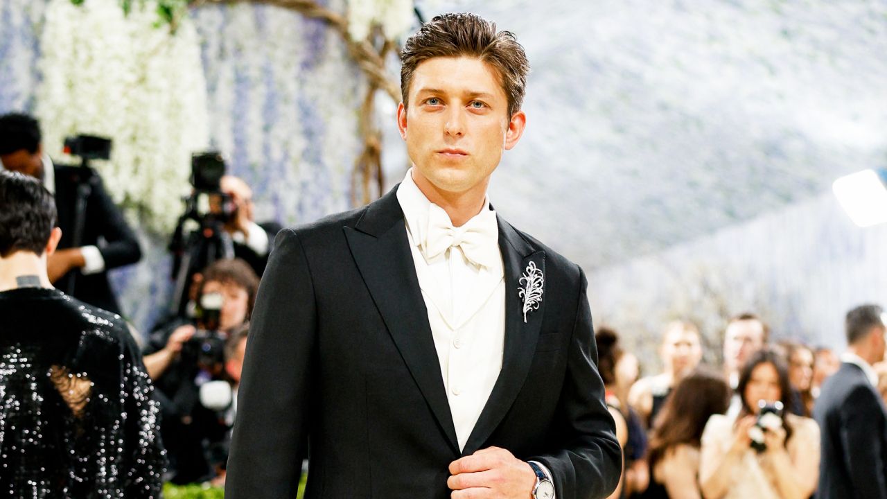 Recrutement du prochain acteur pour le rôle de James Bond : un jeune britannique de 26 ans en lice — Cinéma & Films