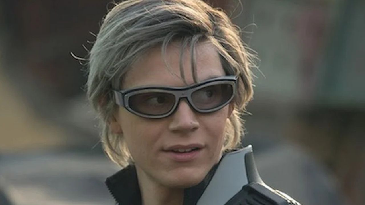 Evan Peters alias Quicksilver