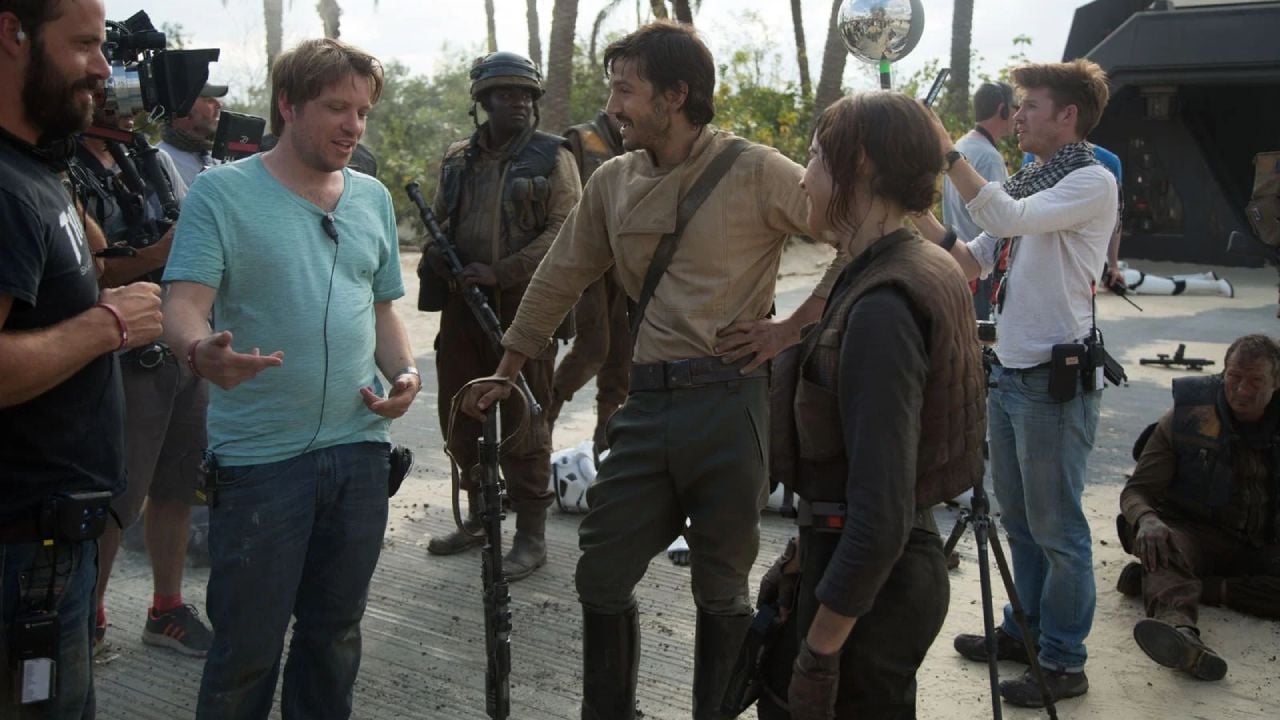 Felicity Jones, Diego Luna et Gareth Edwards sur le tournage de 