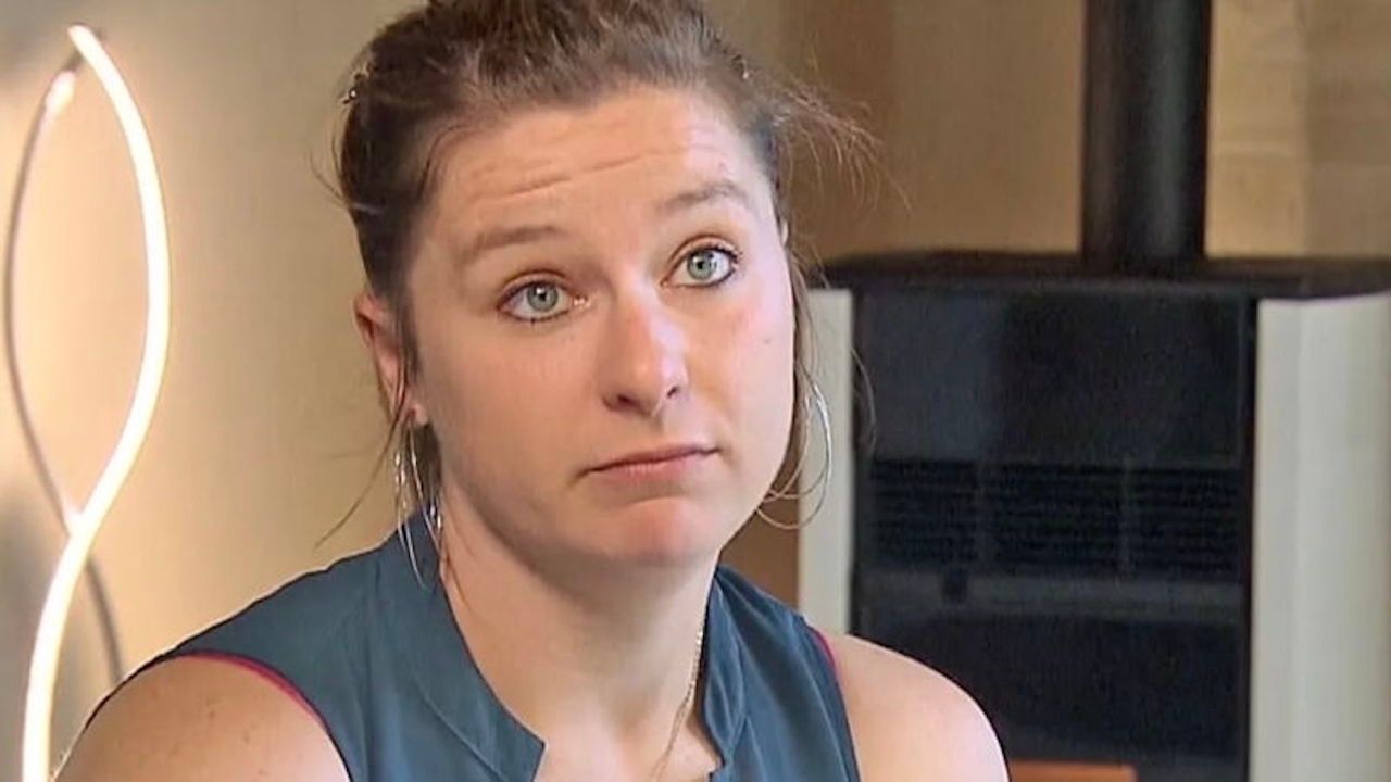 L'amour est dans le pré : hors caméras, Karine Le Marchand a donné un coup de pouce à Océane - TV ACTU by AlloCiné