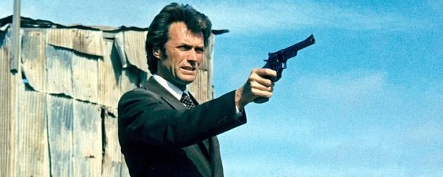 Clint Eastwood dans “L’Inspecteur Harry” (1971)