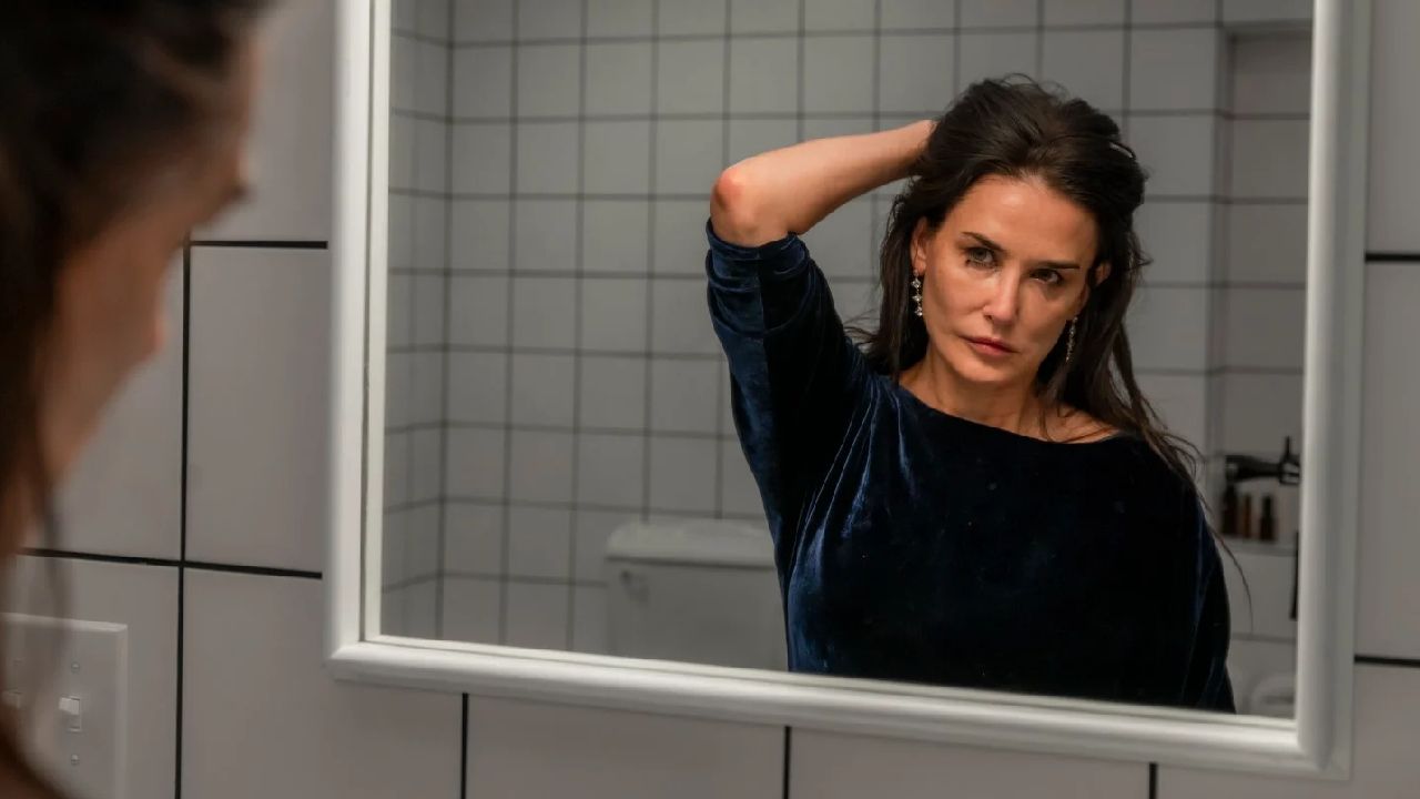 Demi Moore entered