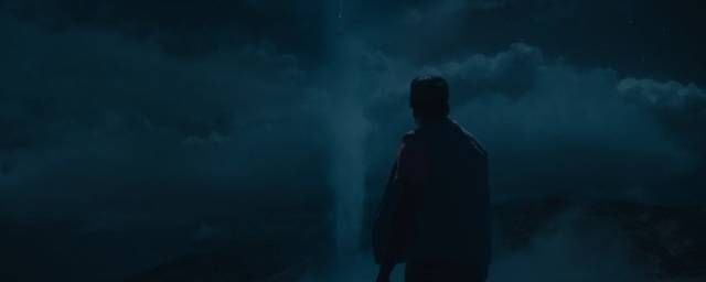 Quels secrets cache cet étrange nuage ?