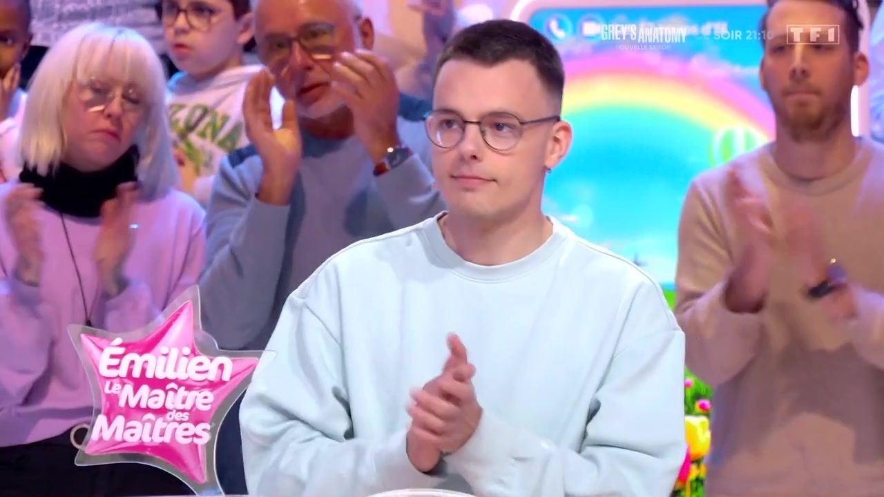 "Il y a eu un petit problème de règle", Emilien se fait reprendre par  Jean-Luc Reichmann dans Les 12 Coups de midi - TV ACTU by AlloCiné
