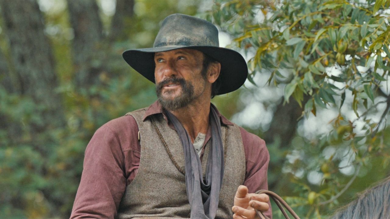 Tim McGraw (James Dutton)