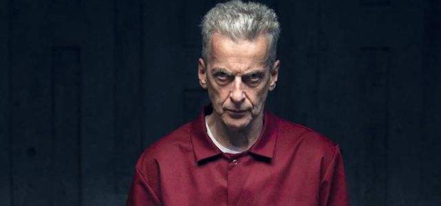 Peter Capaldi dans le rôle de l'inquiétant Gideon